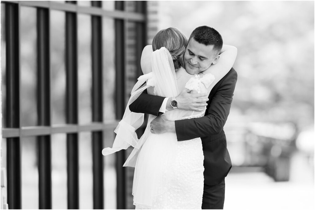 Summer outdoor wedding - Sioux Falls, South Dakota - The Atrium